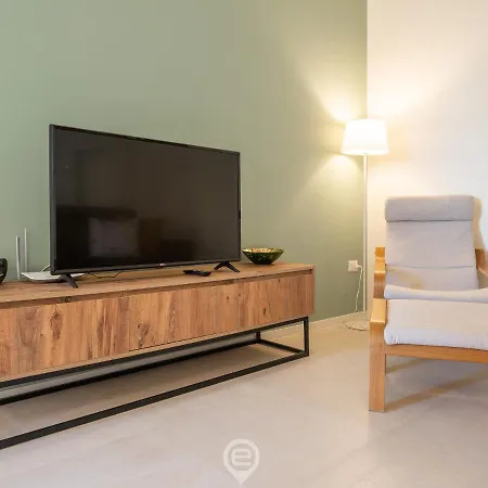 Sleek Oasis * Cagliari