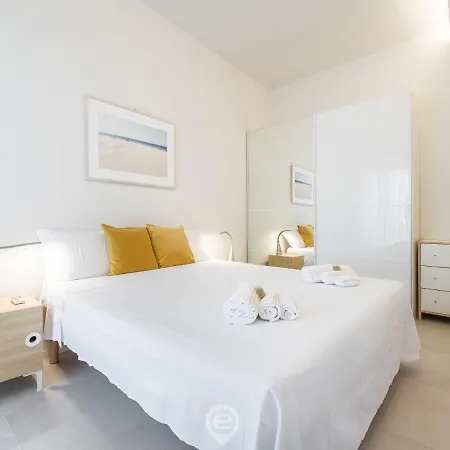 Apartment Sleek Oasis Cagliari